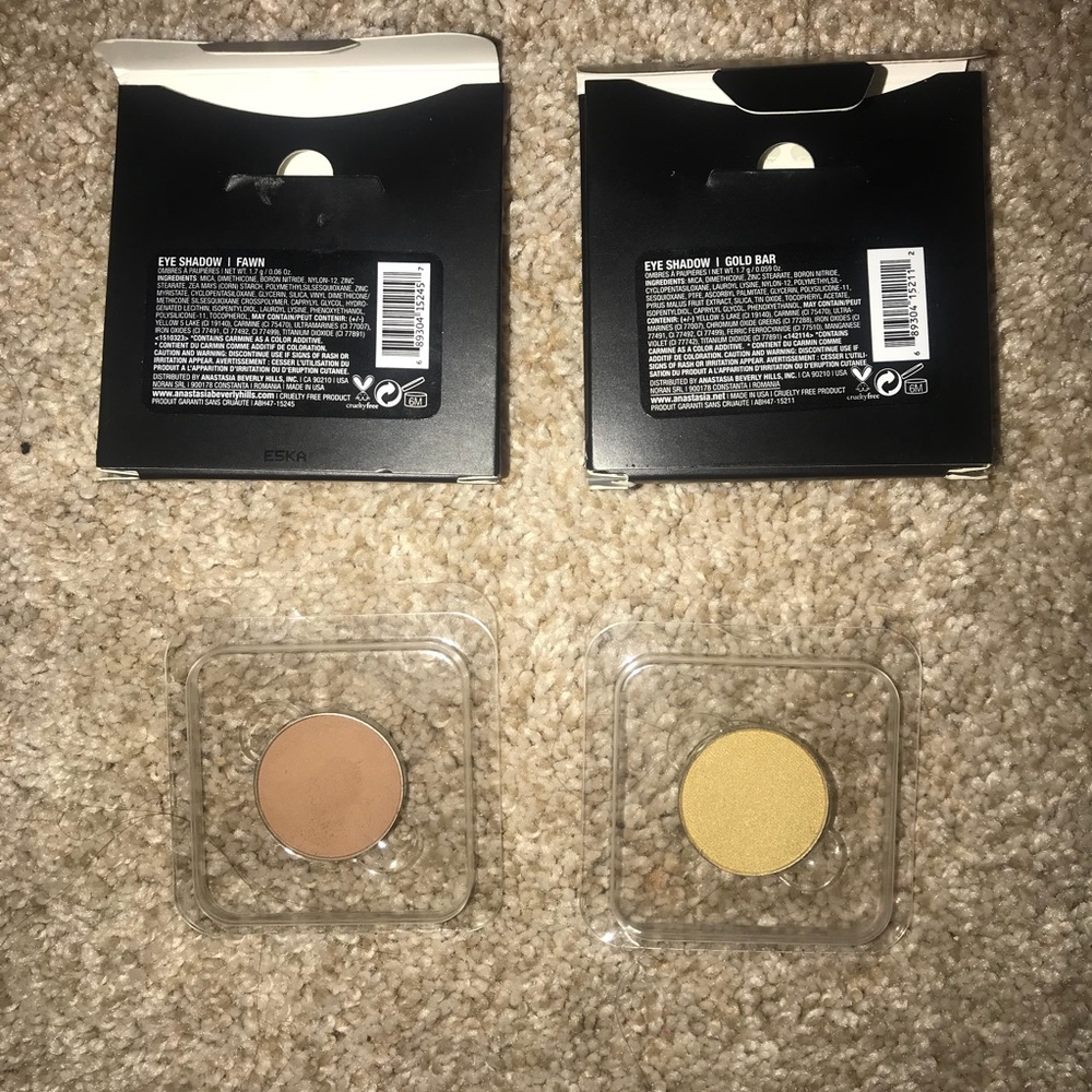 2 NEW Anastasia Beverly Hills Eyeshadows